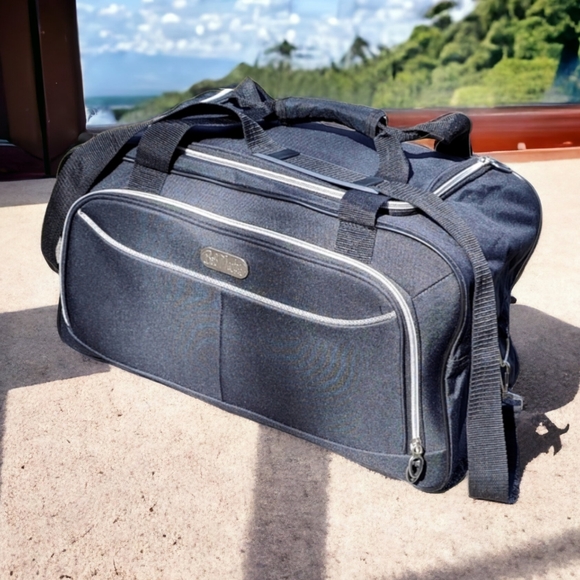 Bob Mackie Bags Bob Mackie Carry On Weekender Travel Bag Poshmark